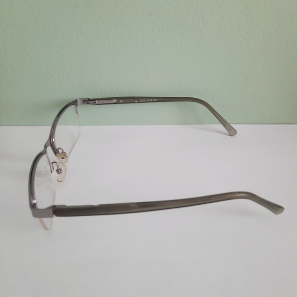 Reading +1.50 blue light & regular glasses - Picture 3 of 6